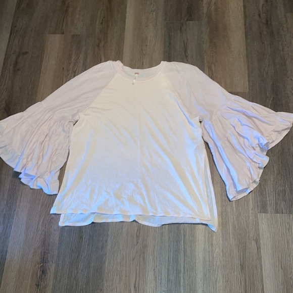 Free People No‎ Crying In Baseball Bell Sleeve Top Womens Size XS - Picture 11 of 17